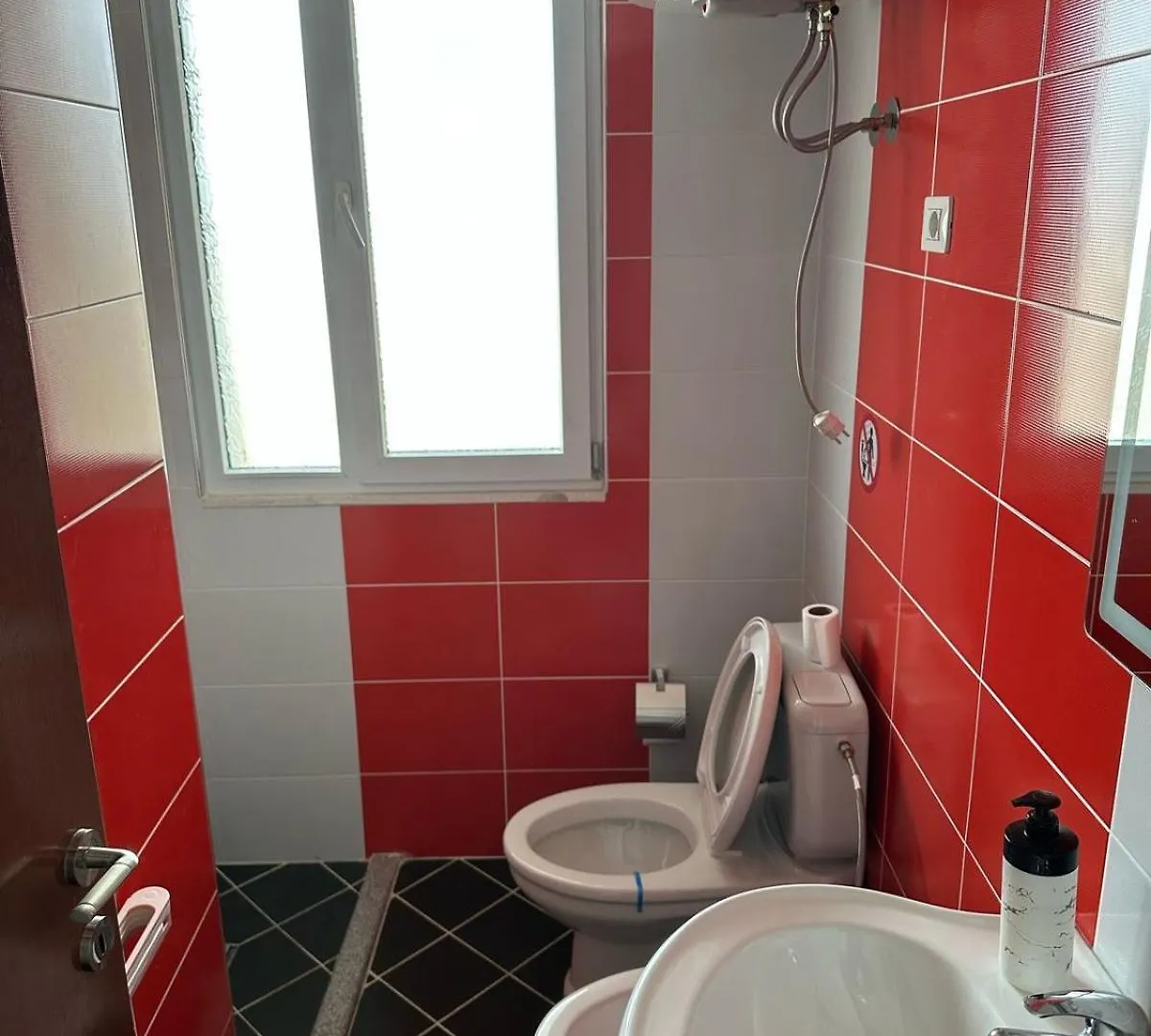First Row Beach Apartament Vlore Albania