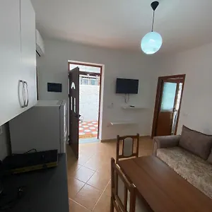 Dangolli House Appartement